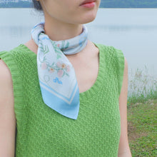 Load image into Gallery viewer, StephyDesignHK Hyacinthus orientalis scarf&amp; scarf Ring Gift Set
